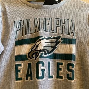 Ladies Large Philadelphia Eagles long sleeve shirt